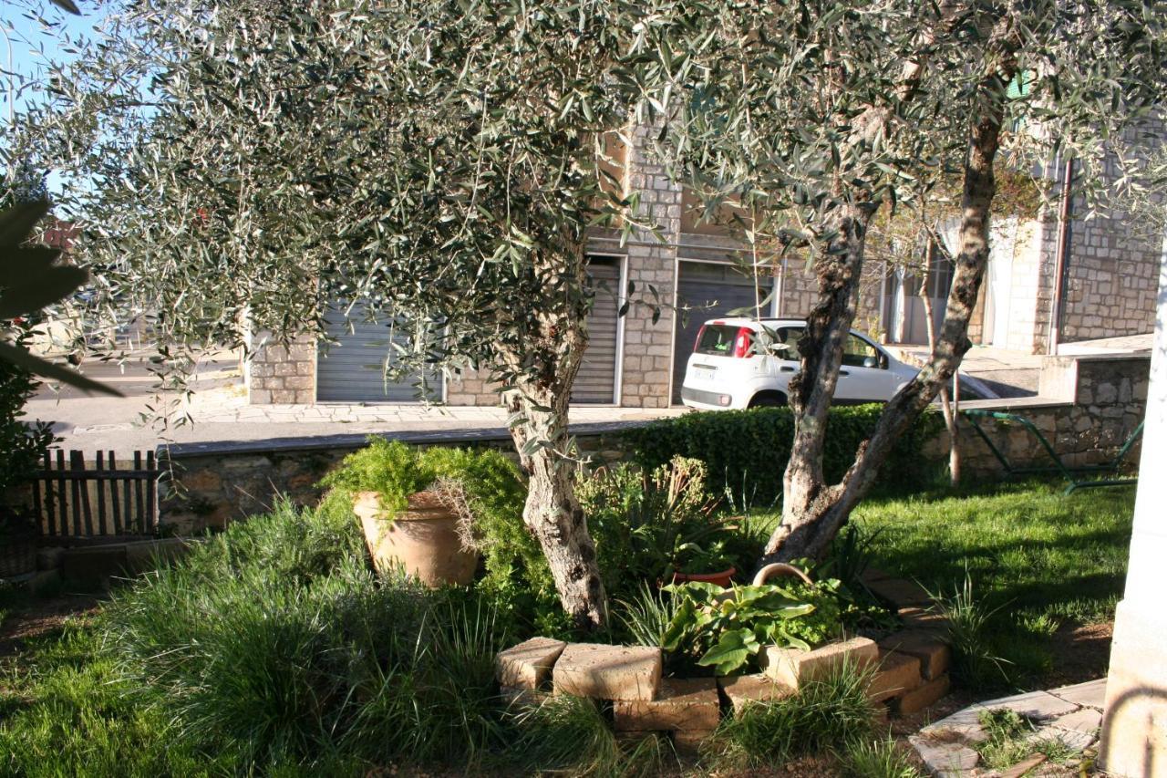 La Taverna Di Sophie Serre Di Rapolano Extérieur photo